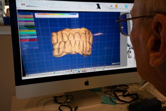 Dr. Stankewitz designs digitally
